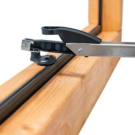 Enkel raam lariks De Luxe onb. - uitzetraam De Luxe 78x130.7cm