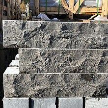 Chinees hardsteen hoekblok 12x12x50 cm kop/strek ruw